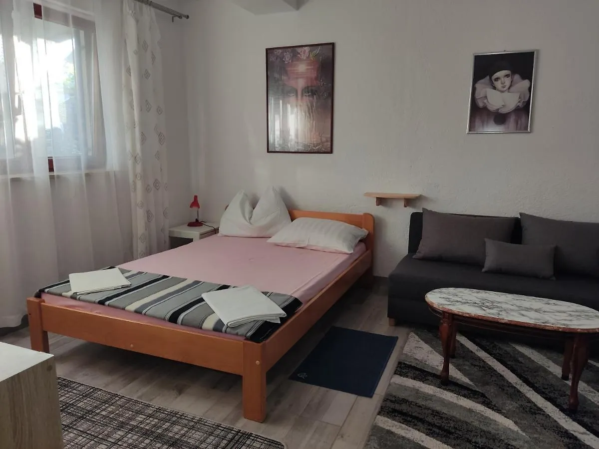 Apartments Garden-Sea View With Terrace Dramalj