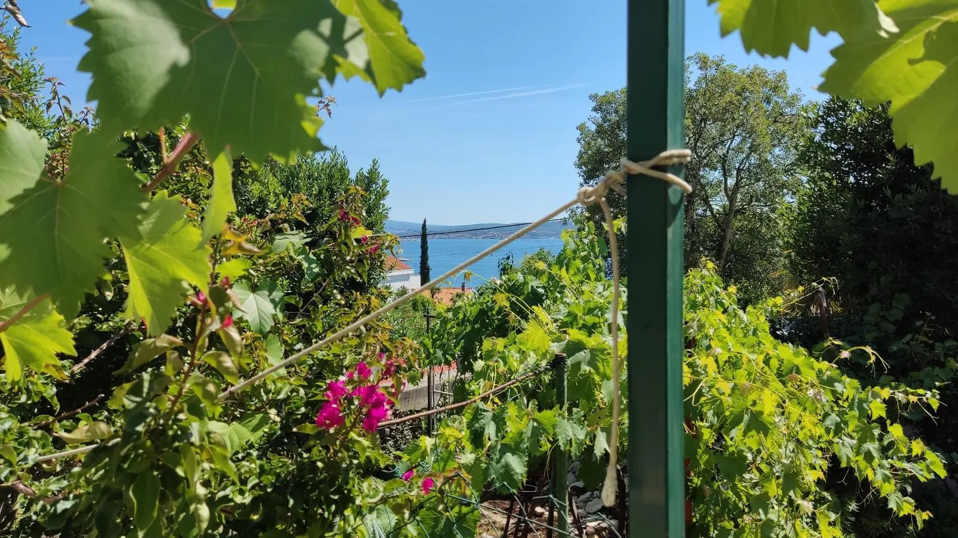 Apartments Garden-Sea View With Terrace Dramalj Croatia